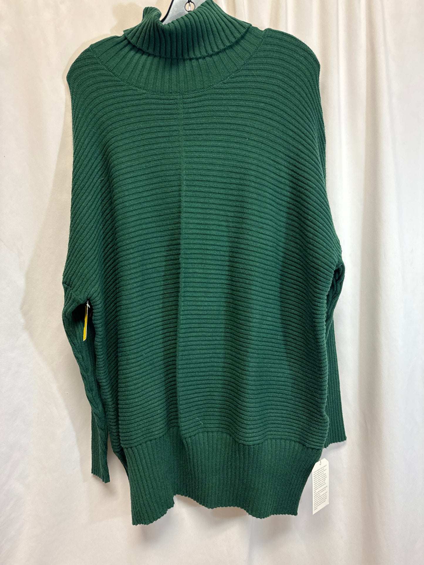 Sweater By Clothes Mentor In Green, Size: M