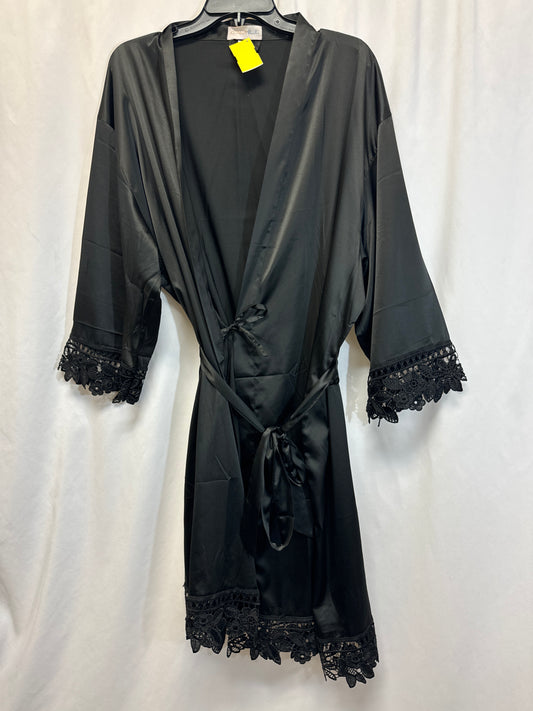 Robe By Clothes Mentor In Black, Size: Plus Size