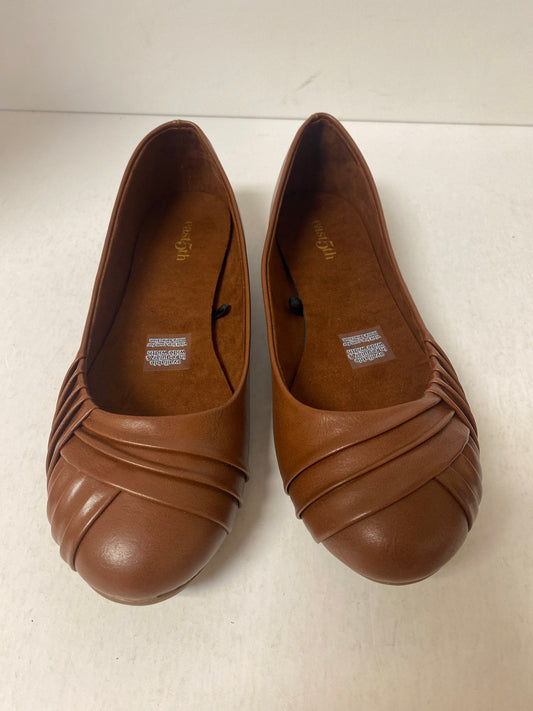 Shoes Flats By East 5th In Brown, Size: 6.5