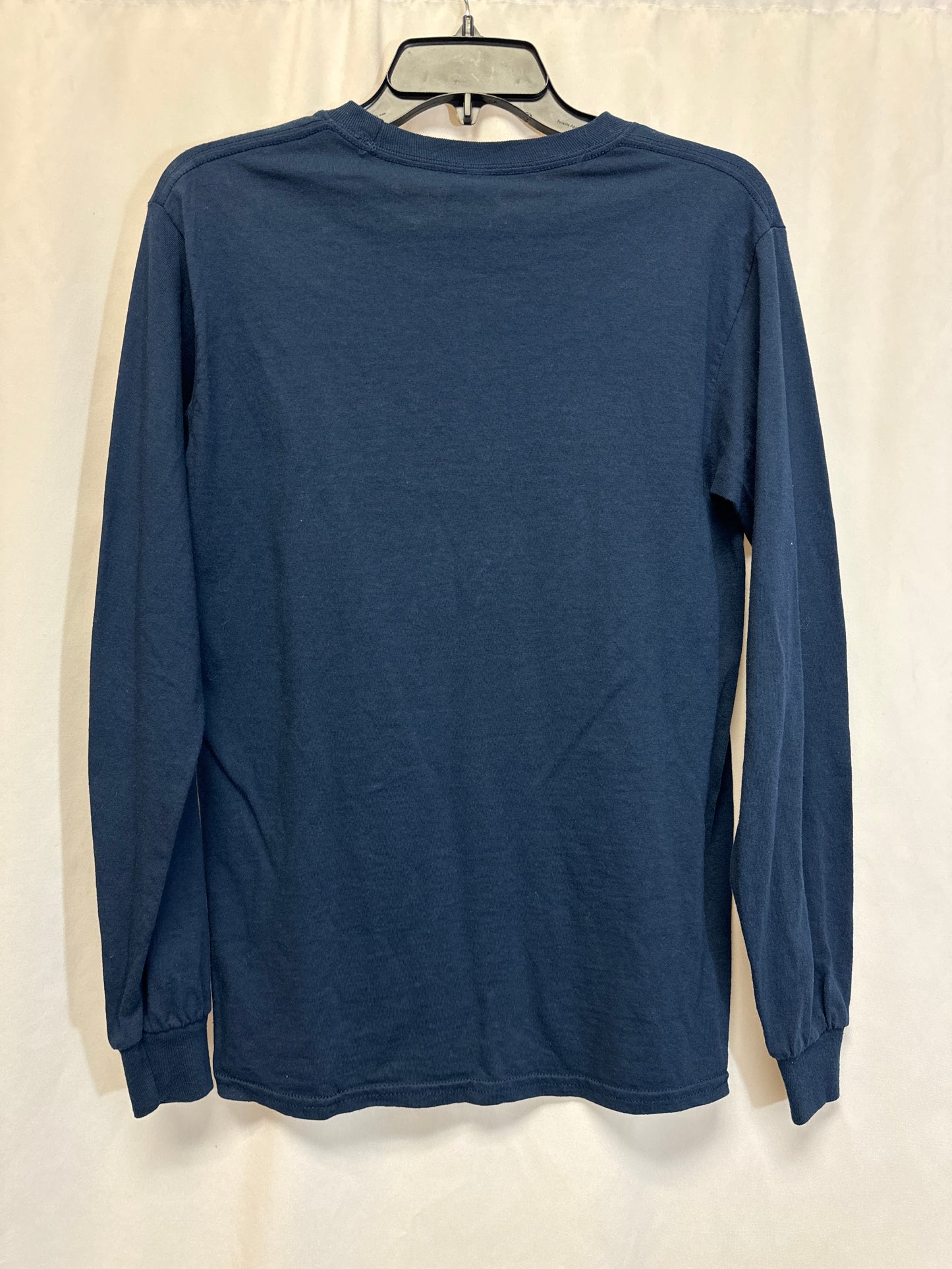 Top Long Sleeve By Gildan In Navy, Size: S