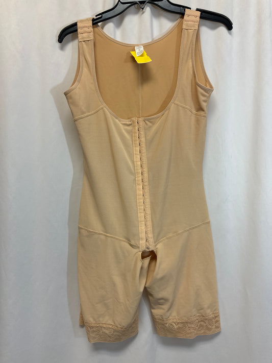 Bodysuit By Clothes Mentor In Tan, Size: Xl