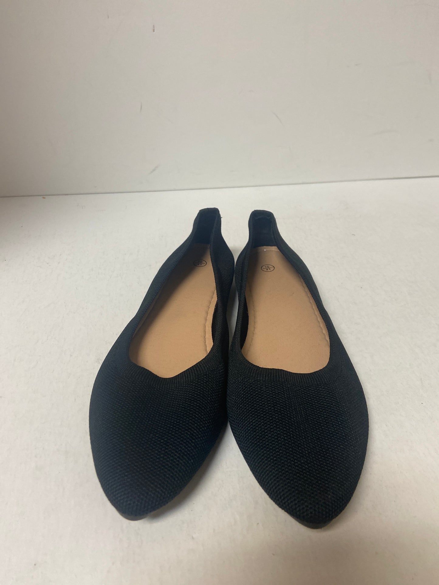 Shoes Flats By Clothes Mentor In Black, Size: 10.5