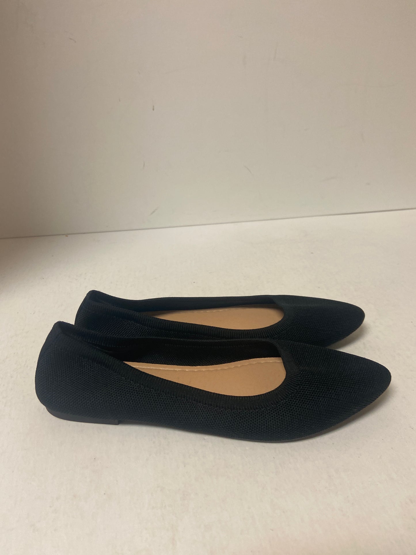 Shoes Flats By Clothes Mentor In Black, Size: 10.5