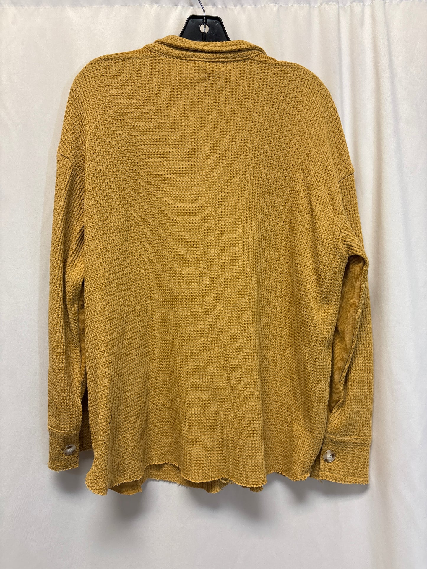 Top Long Sleeve By Clothes Mentor In Yellow, Size: L