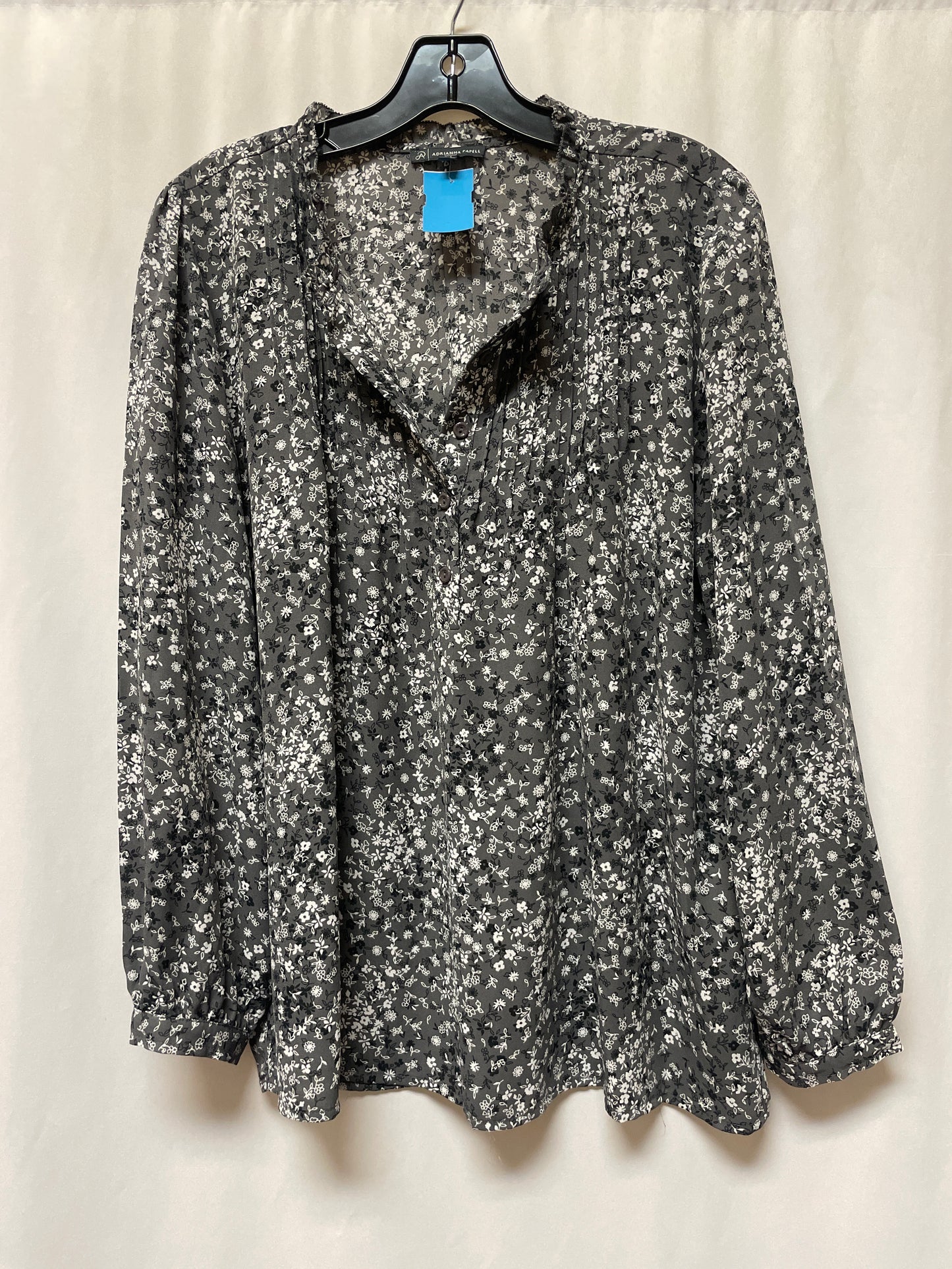 Top Long Sleeve By Adrianna Papell In Grey, Size: M