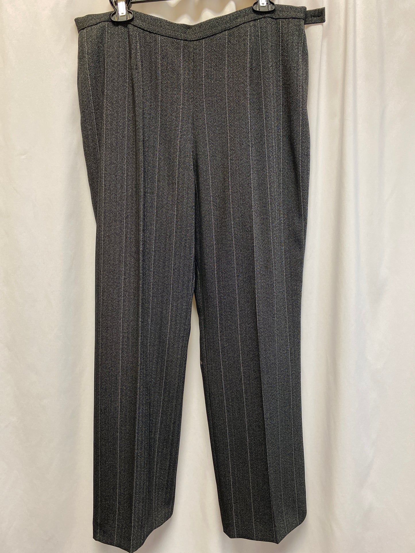 Pants Suit 2pc By Le Suit In Black, Size: 16