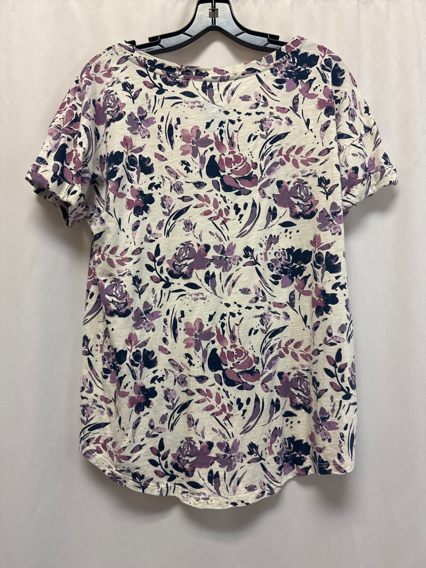 Top Short Sleeve By Maurices In Purple, Size: L