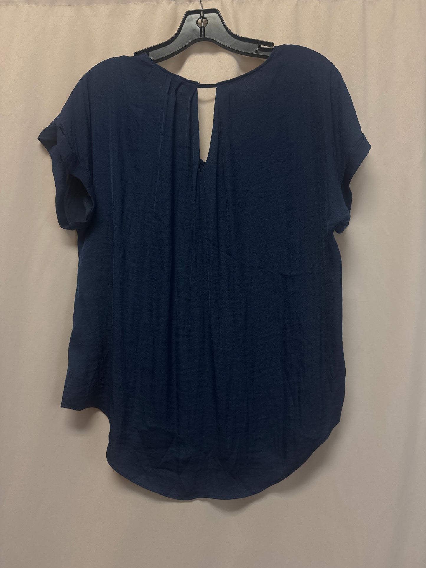 Top Short Sleeve By Clothes Mentor In Blue, Size: Medium