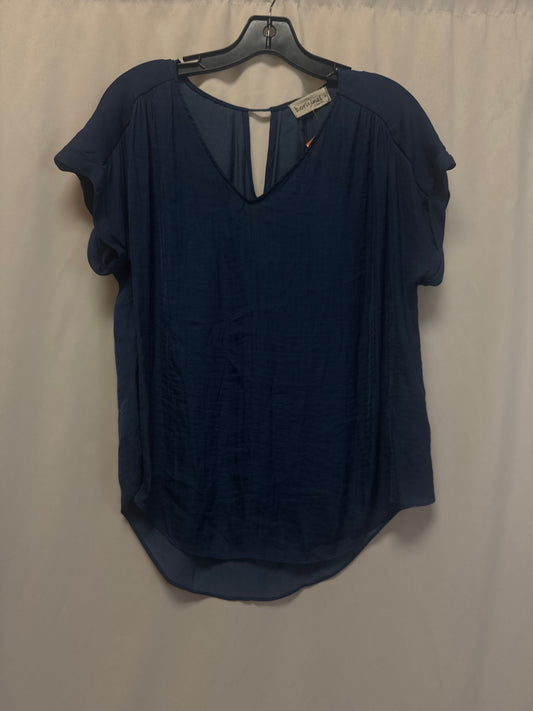 Top Short Sleeve By Clothes Mentor In Blue, Size: Medium