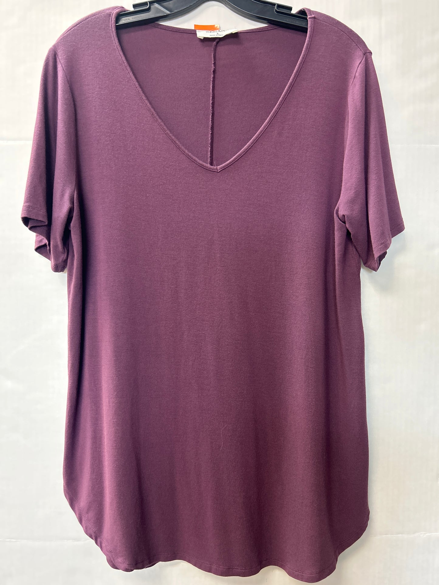 Top Short Sleeve By Zenana Outfitters In Purple, Size: L