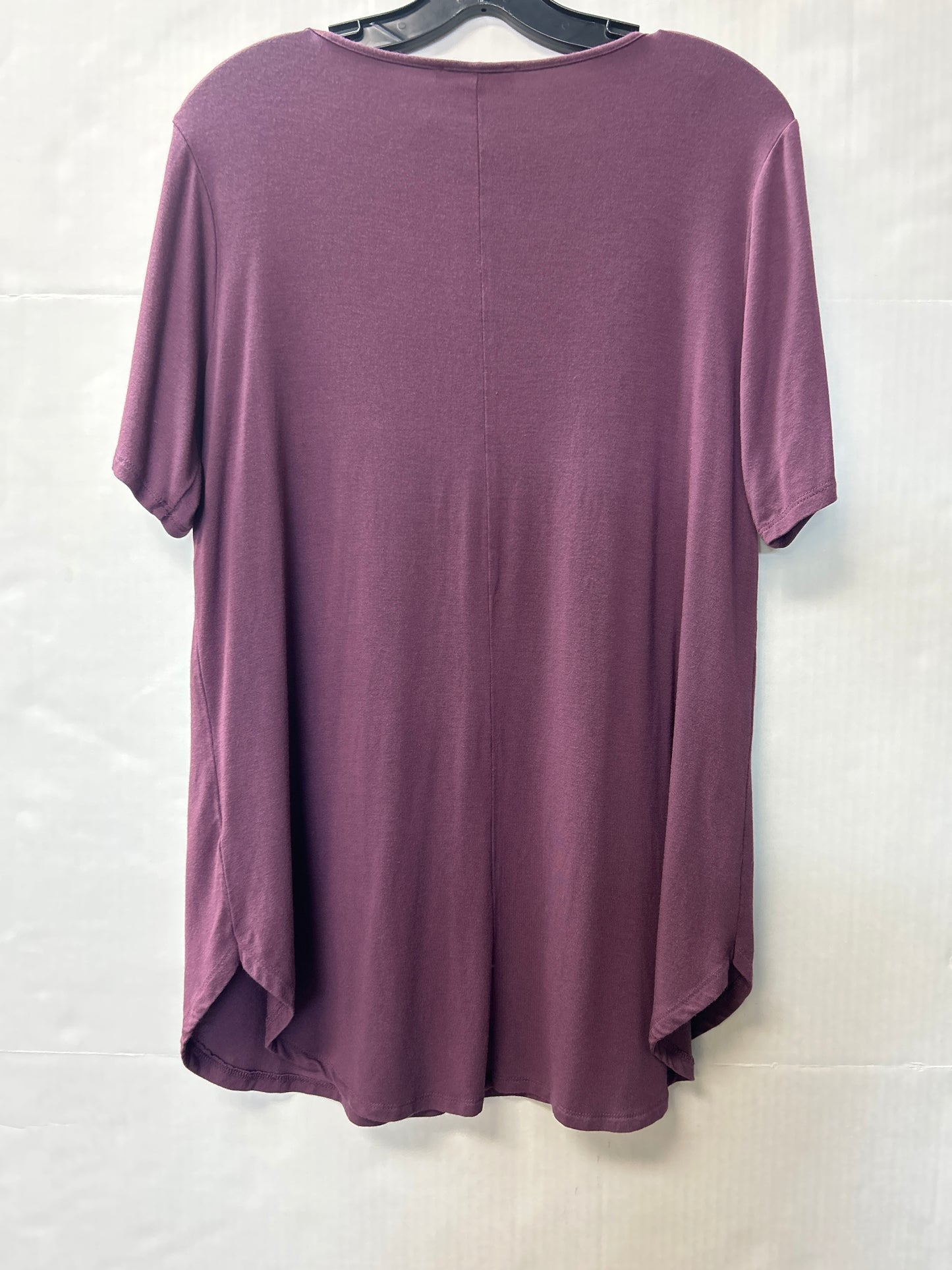 Top Short Sleeve By Zenana Outfitters In Purple, Size: L