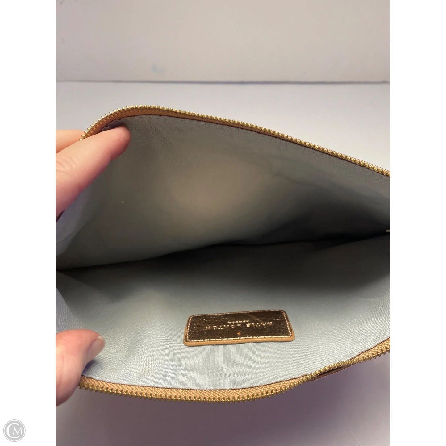 Wristlet By Clothes Mentor, Size: Large