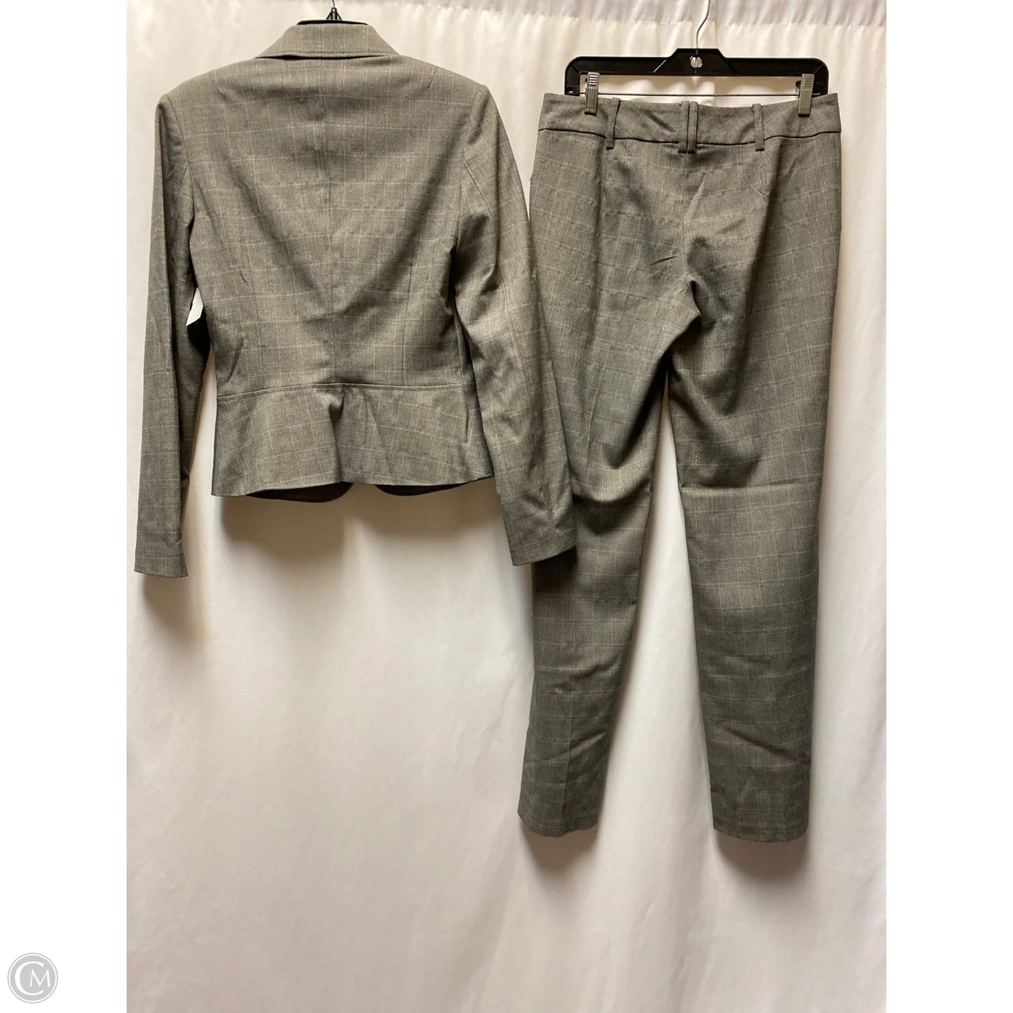 Pants Suit 2pc By Clothes Mentor In Grey, Size: M