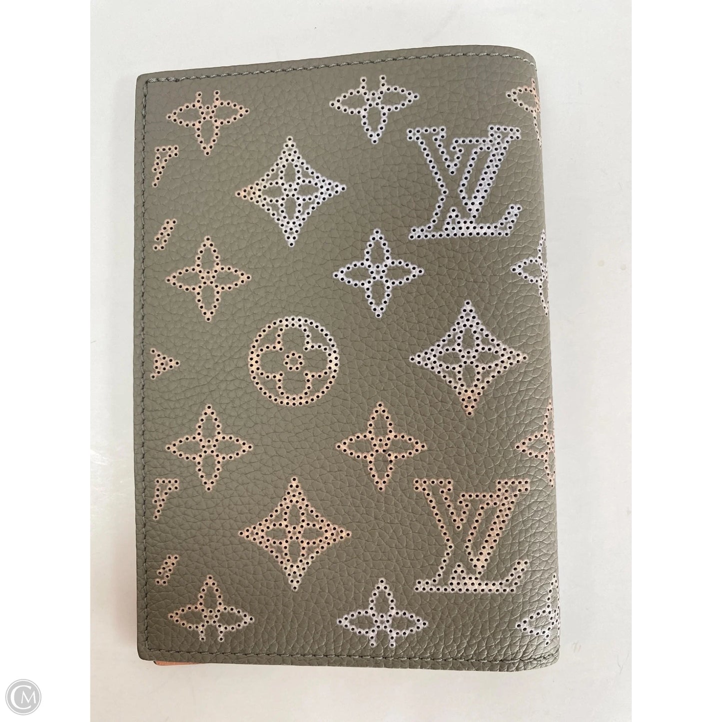 Wallet Luxury Designer By Louis Vuitton, Size: Medium