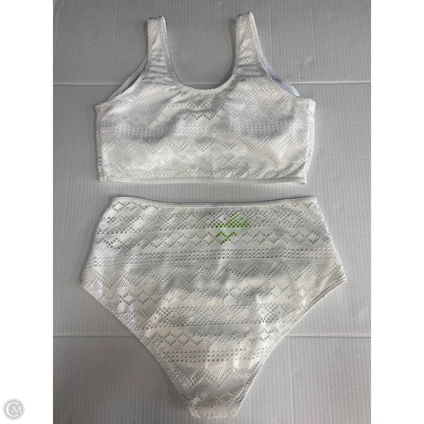 Swimsuit 2pc By Clothes Mentor In White, Size: Xl