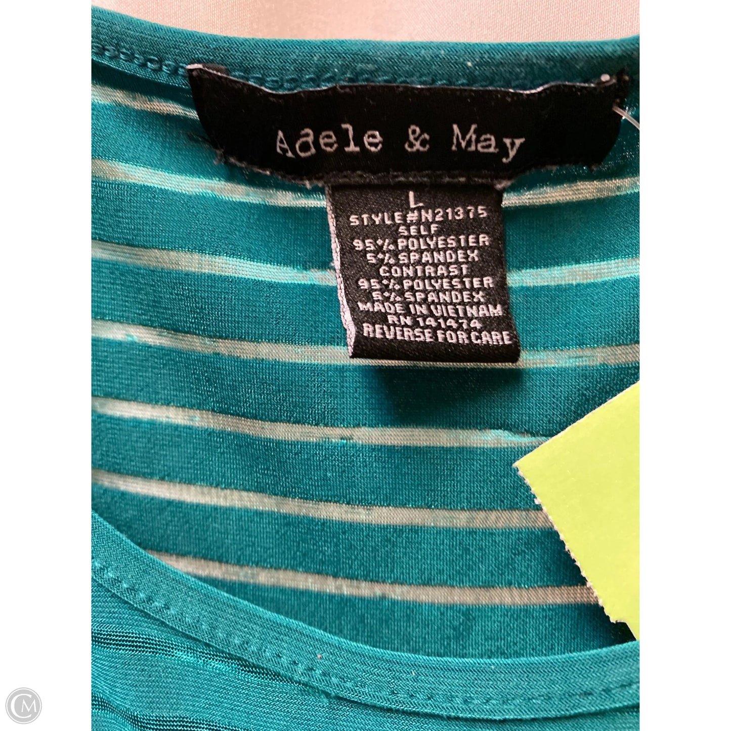 Top Sleeveless By Clothes Mentor In Green, Size: L