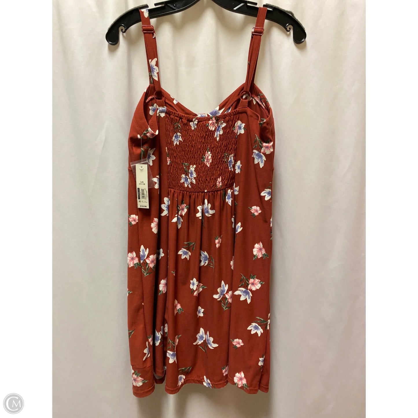 Dress Casual Short By No Boundaries In Red, Size: L