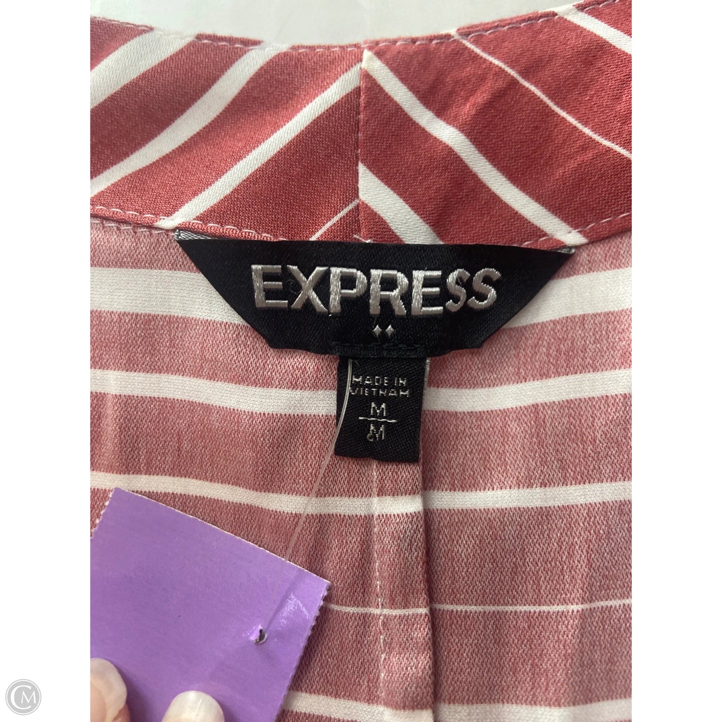 Top Short Sleeve By Express In Mauve, Size: M