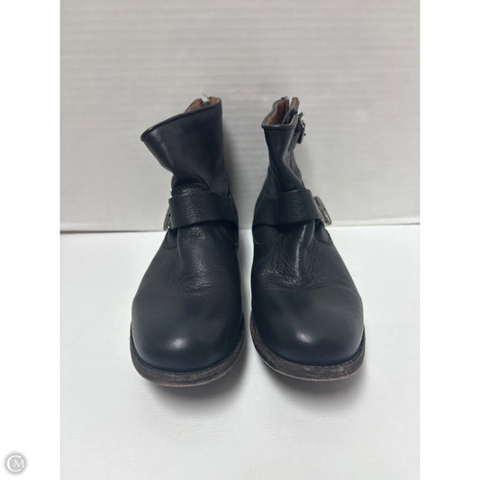 Boots Designer By Frye In Black, Size: 7.5