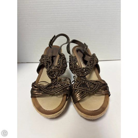 Sandals Heels Block By Bare Traps In Bronze, Size: 7.5