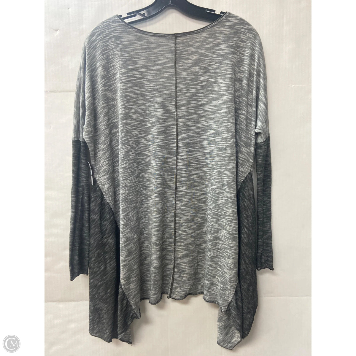Top Long Sleeve By Hardtail In Grey, Size: S