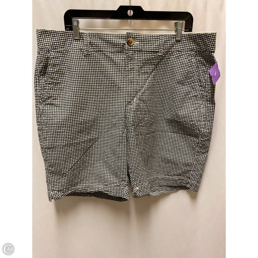Shorts By Old Navy In Black & White, Size: 16
