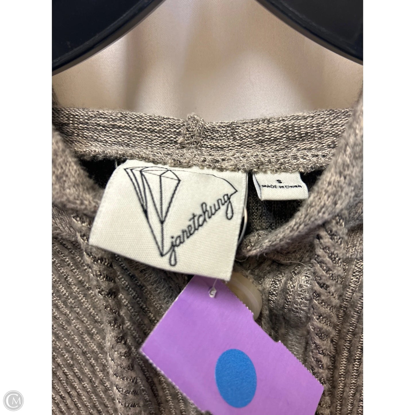 Top Long Sleeve By Clothes Mentor In Grey, Size: S