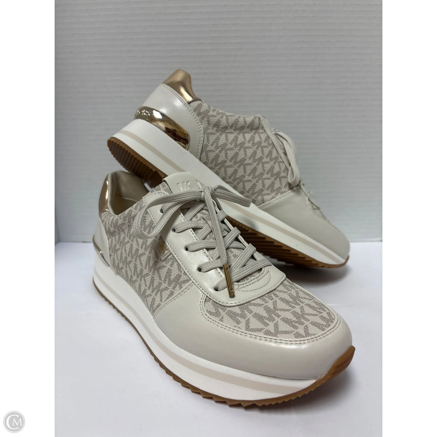 Shoes Designer By Michael Kors In Beige, Size: 9.5
