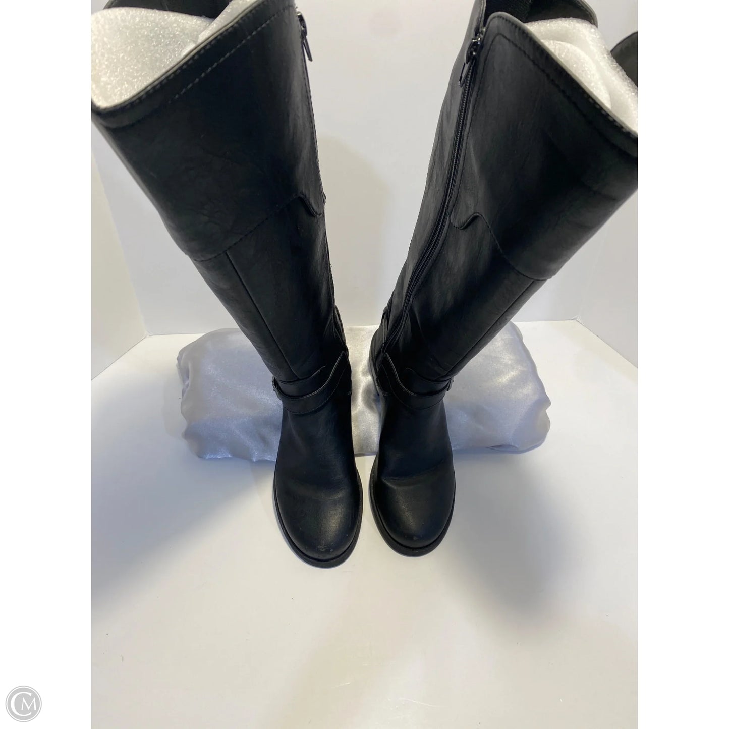 Boots Knee Flats By Clothes Mentor In Black, Size: 7