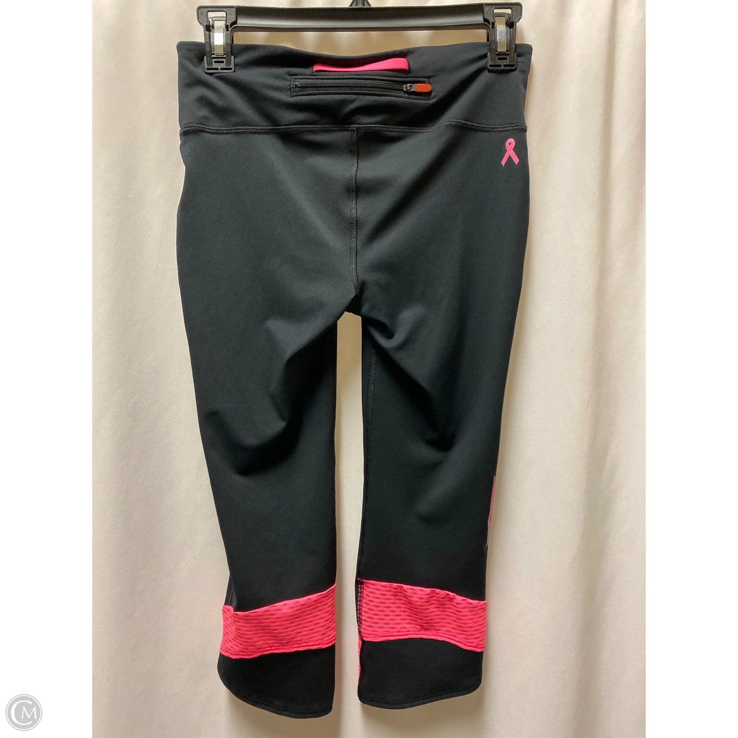 Athletic Capris By Under Armour In Black & Pink, Size: S
