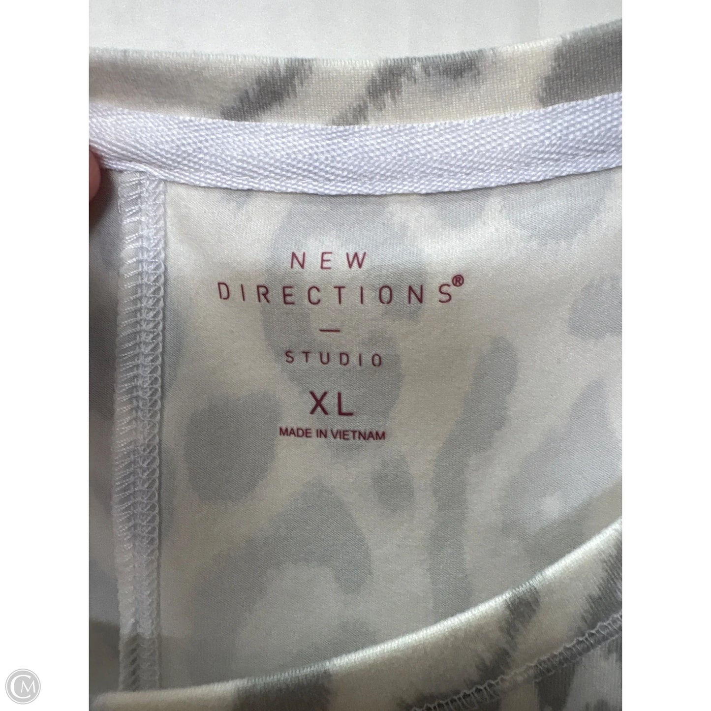 Top Sleeveless By New Directions In Grey, Size: Xl