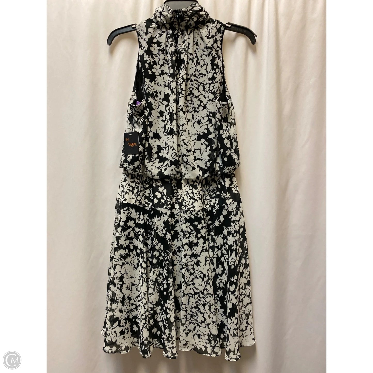 Dress Casual Midi By Just Taylor In Black & White, Size: M
