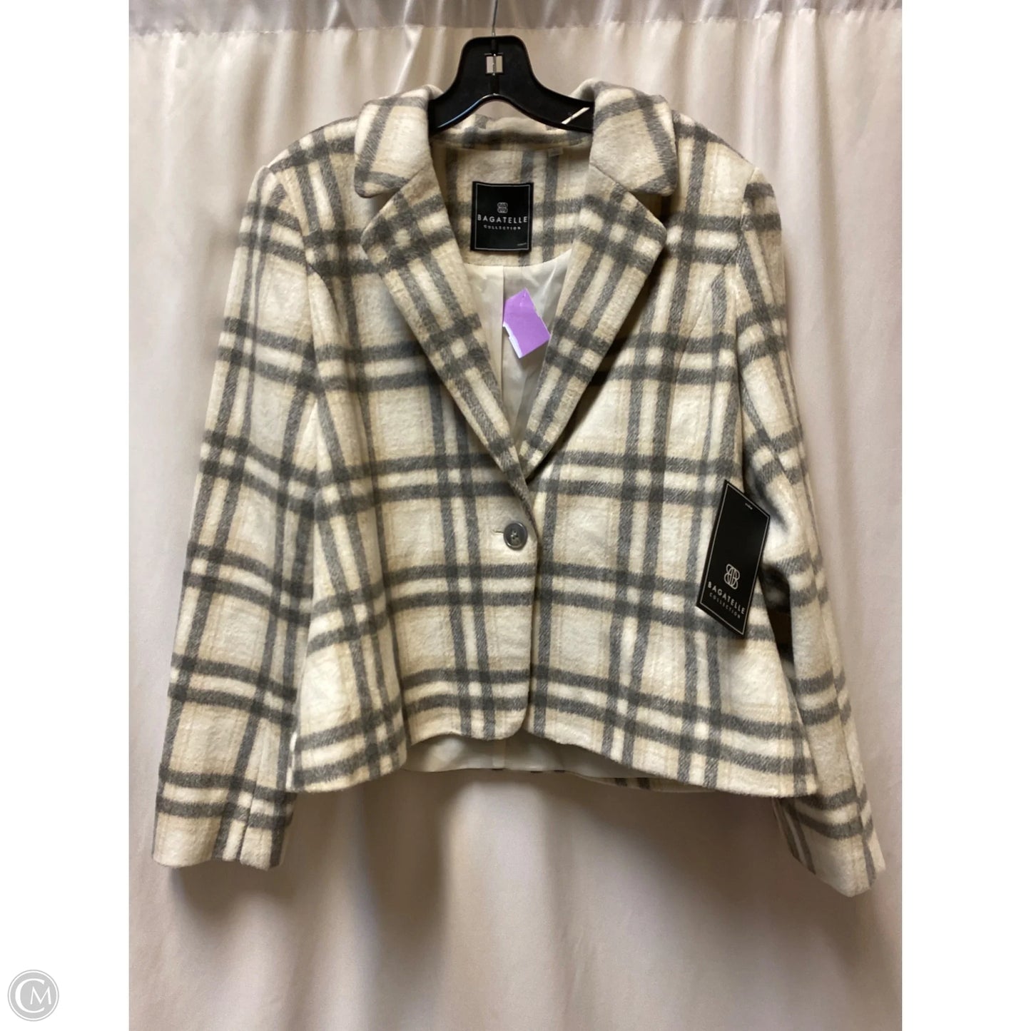 Blazer By Clothes Mentor In Cream, Size: L