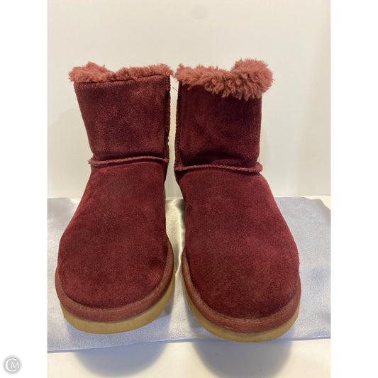 Boots Designer By Ugg In Maroon, Size: 8