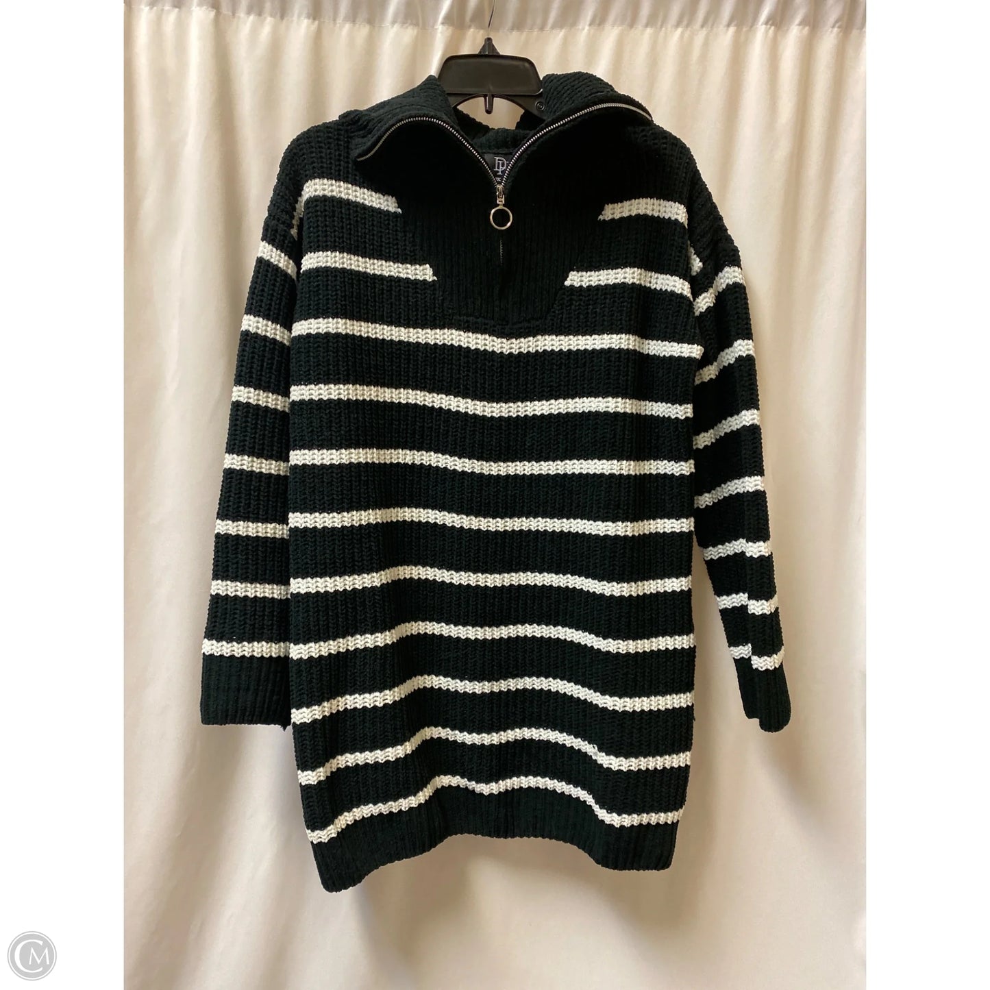 Sweater By Derek Heart In Black & White, Size: L