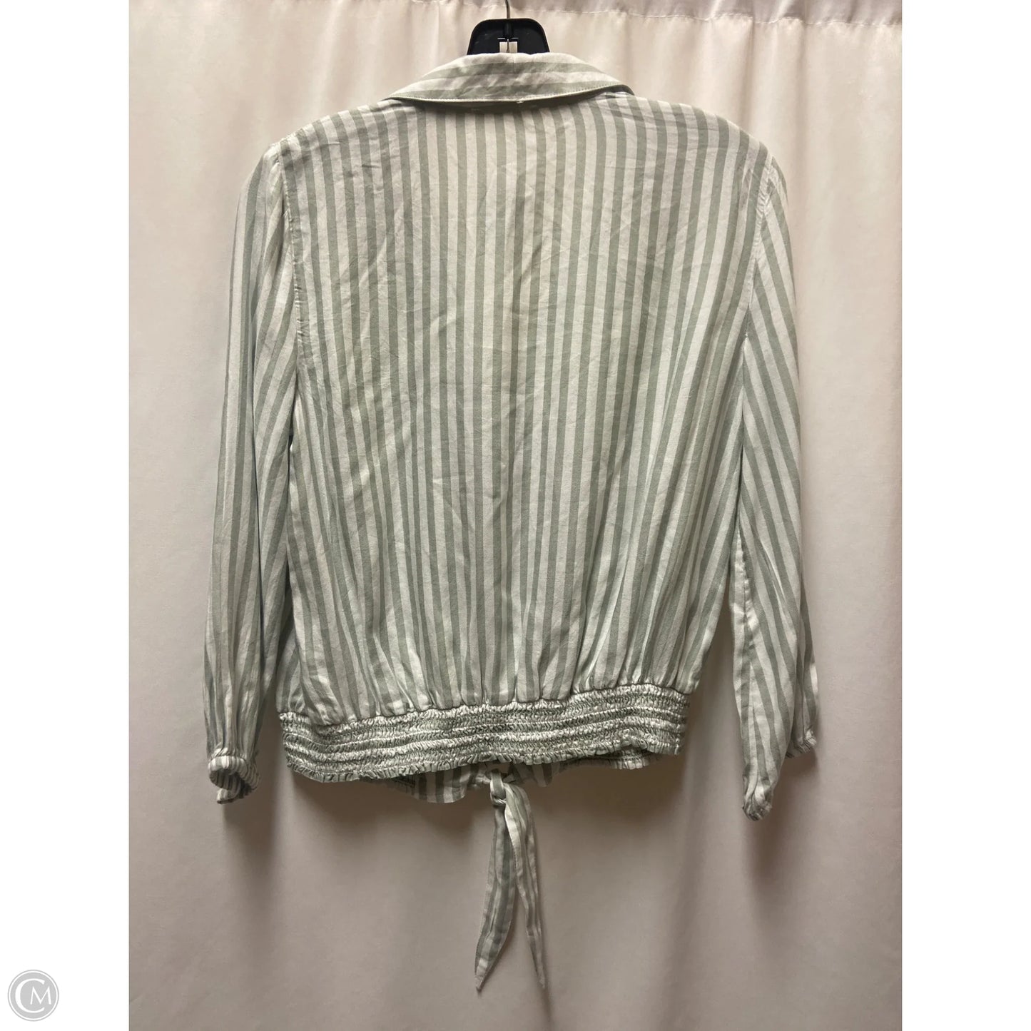 Top Long Sleeve By Beachlunchlounge In Green, Size: Xs