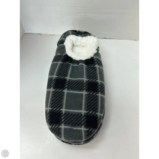 Slippers By Clothes Mentor In Grey, Size: 10