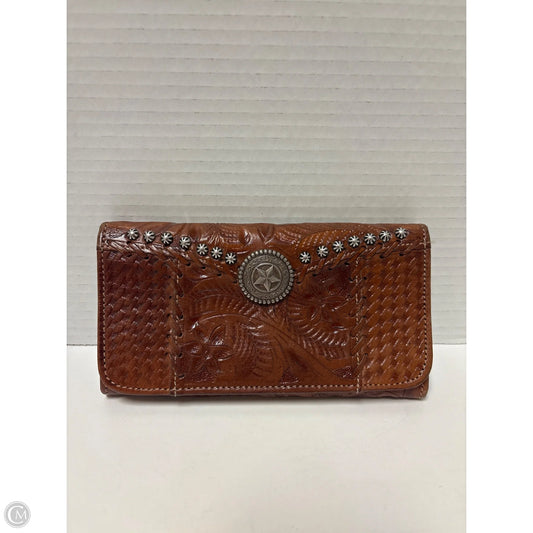 Wallet By Clothes Mentor, Size: Large
