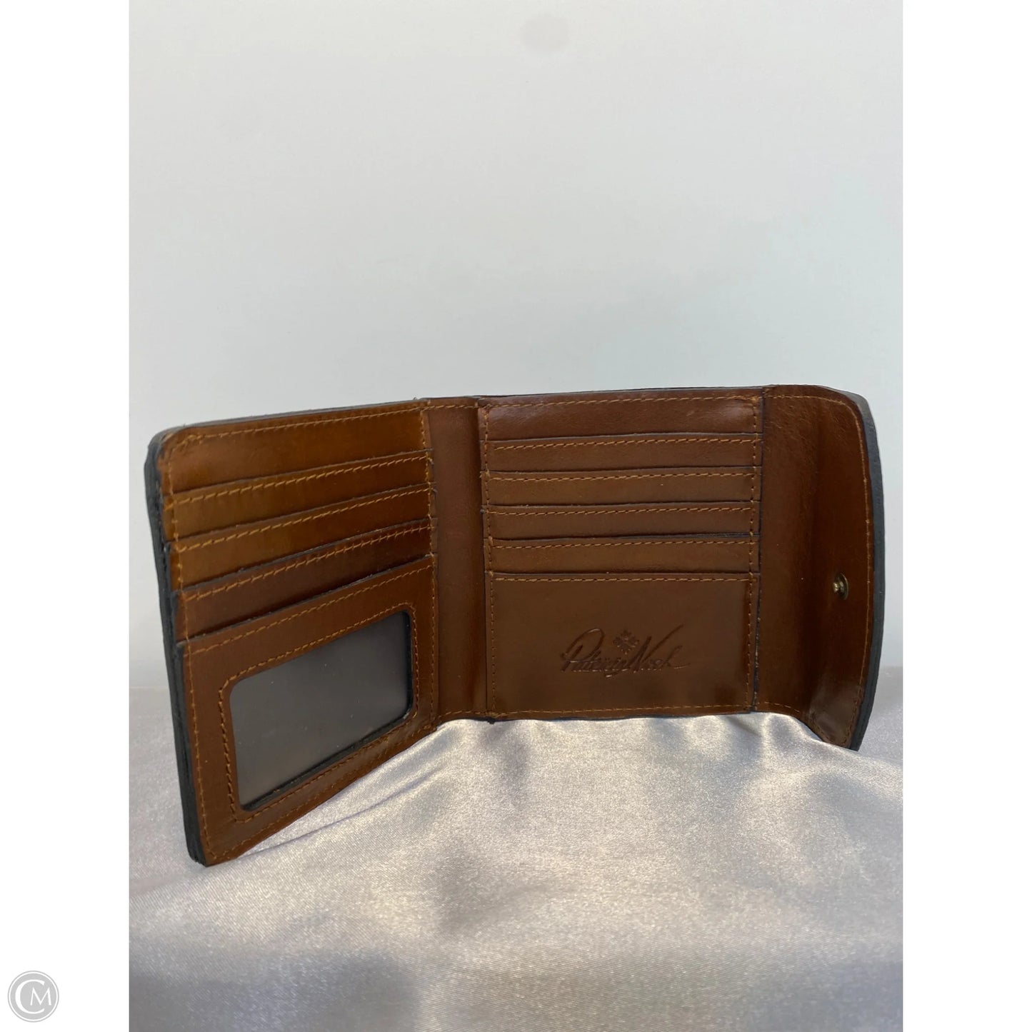 Wallet Designer By Patricia Nash, Size: Large