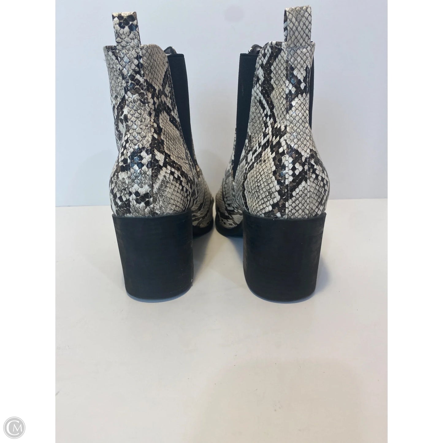 Boots Ankle Heels By Just Fab In Animal Print, Size: 7.5