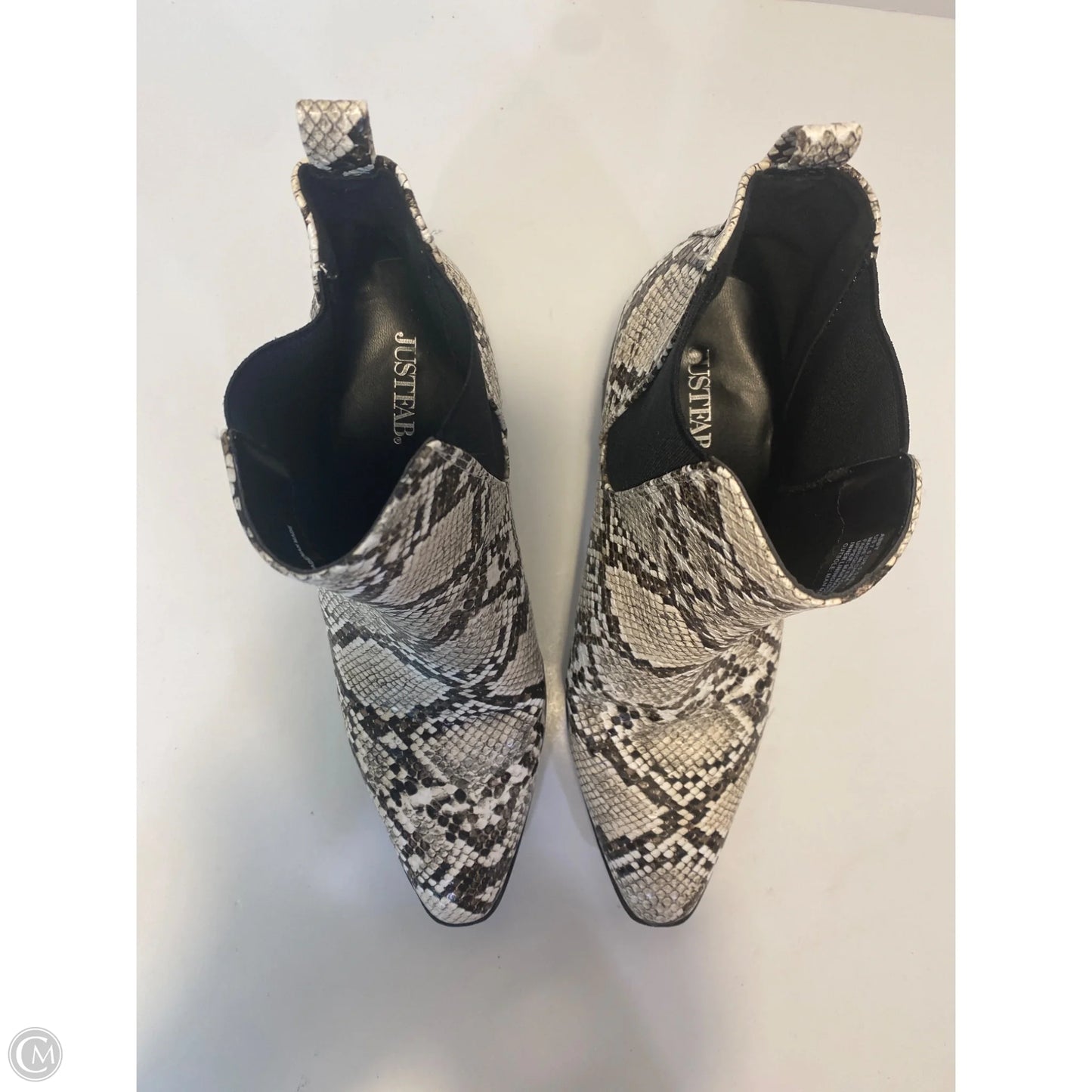Boots Ankle Heels By Just Fab In Animal Print, Size: 7.5