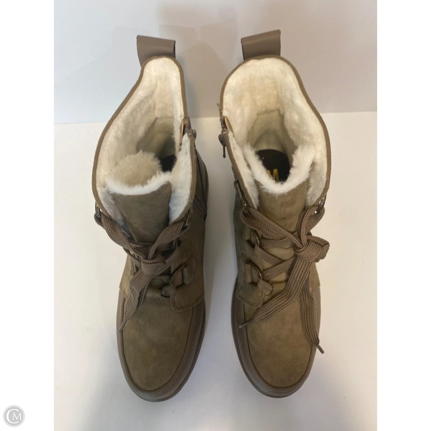 Boots Ankle Flats By Clothes Mentor In Beige, Size: 9.5