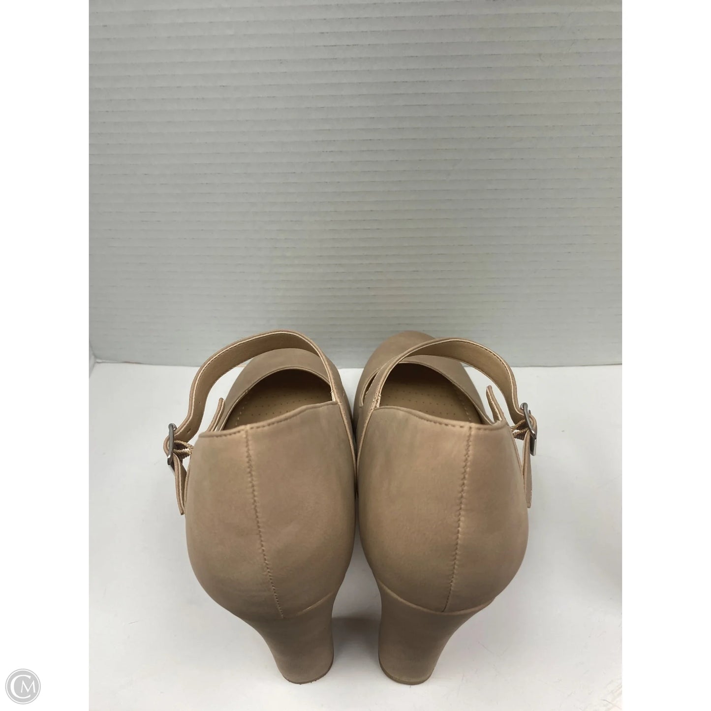 Shoes Heels Block By Clothes Mentor In Taupe, Size: 10