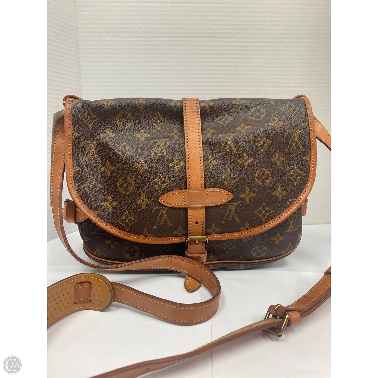 Handbag Luxury Designer By Louis Vuitton, Size: Medium