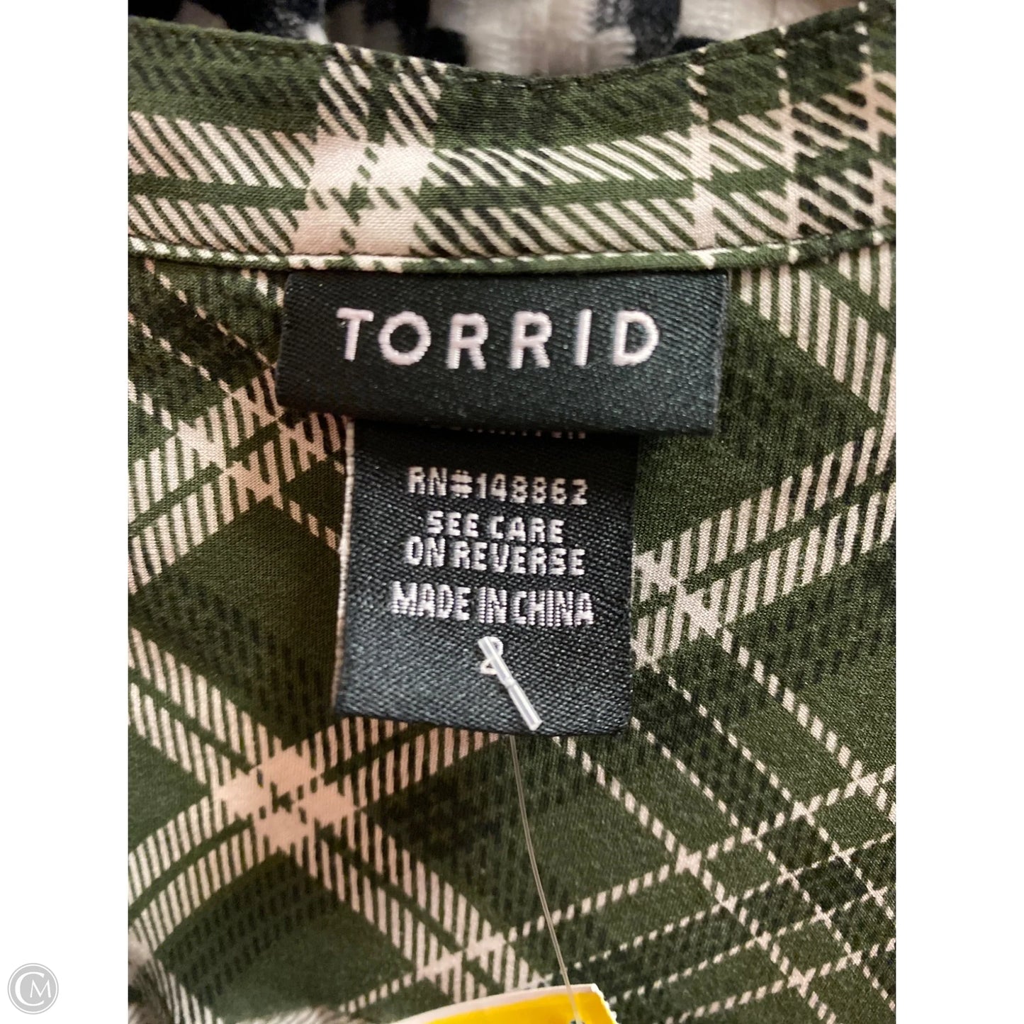 Top Long Sleeve By Torrid In Green, Size: 2x