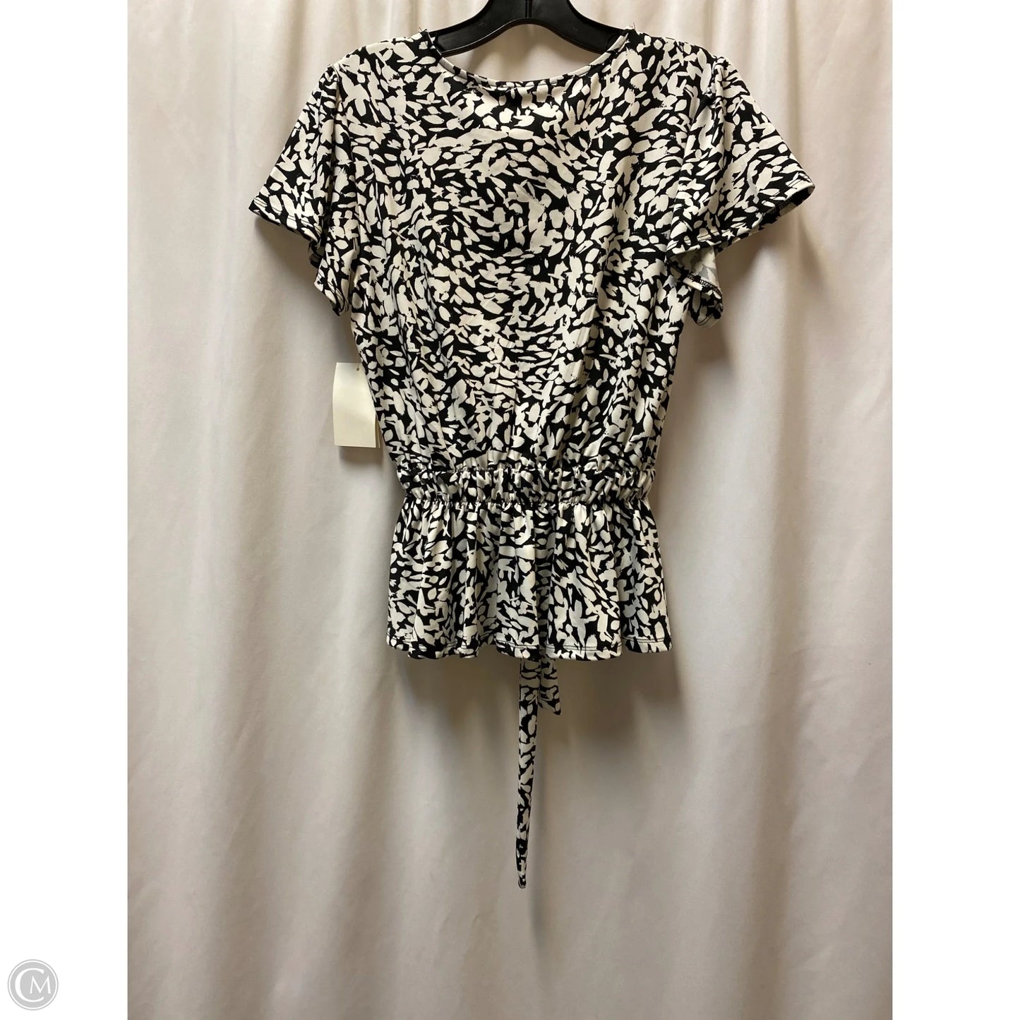 Top Short Sleeve By Meraki In Black, Size: M