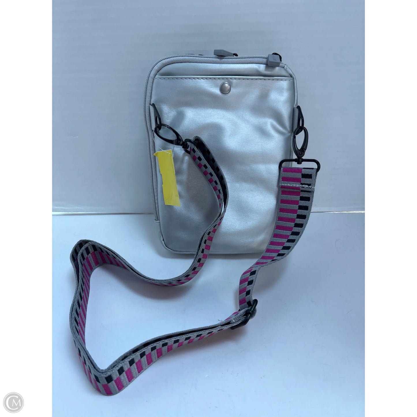 Crossbody By Clothes Mentor, Size: Medium
