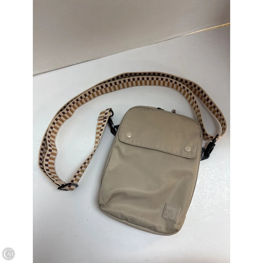 Crossbody By Clothes Mentor, Size: Medium