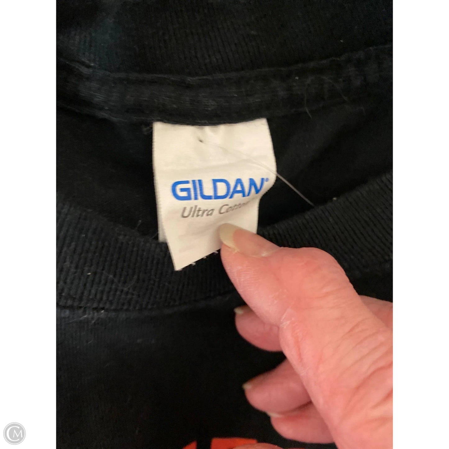 Top Long Sleeve By Gildan In Black, Size: M