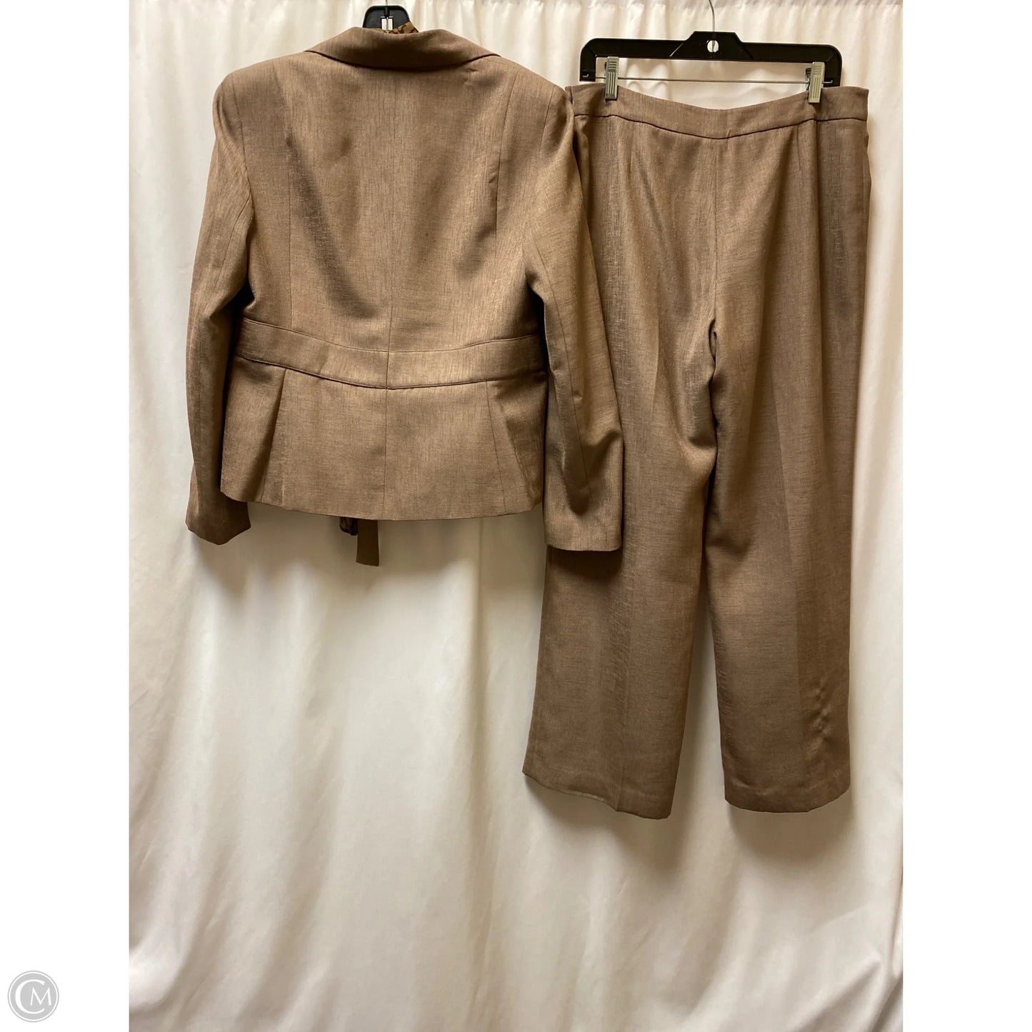 Pants Suit 2pc By Le Suit In Brown, Size: 10